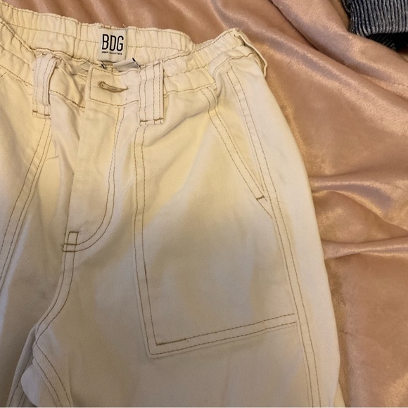 BDG skate Cream Multi-Pocket Cargo Pant size W24 L32 - Picture 6 of 16